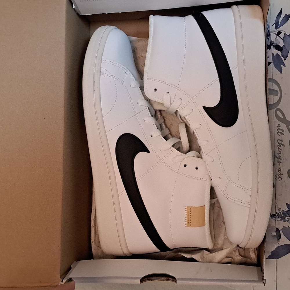 Nike Air Force 1 '07